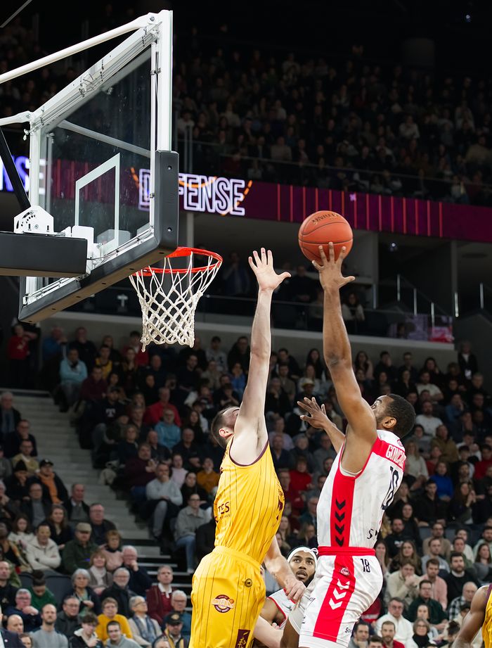Jaylen Brooks, Basketball athlete